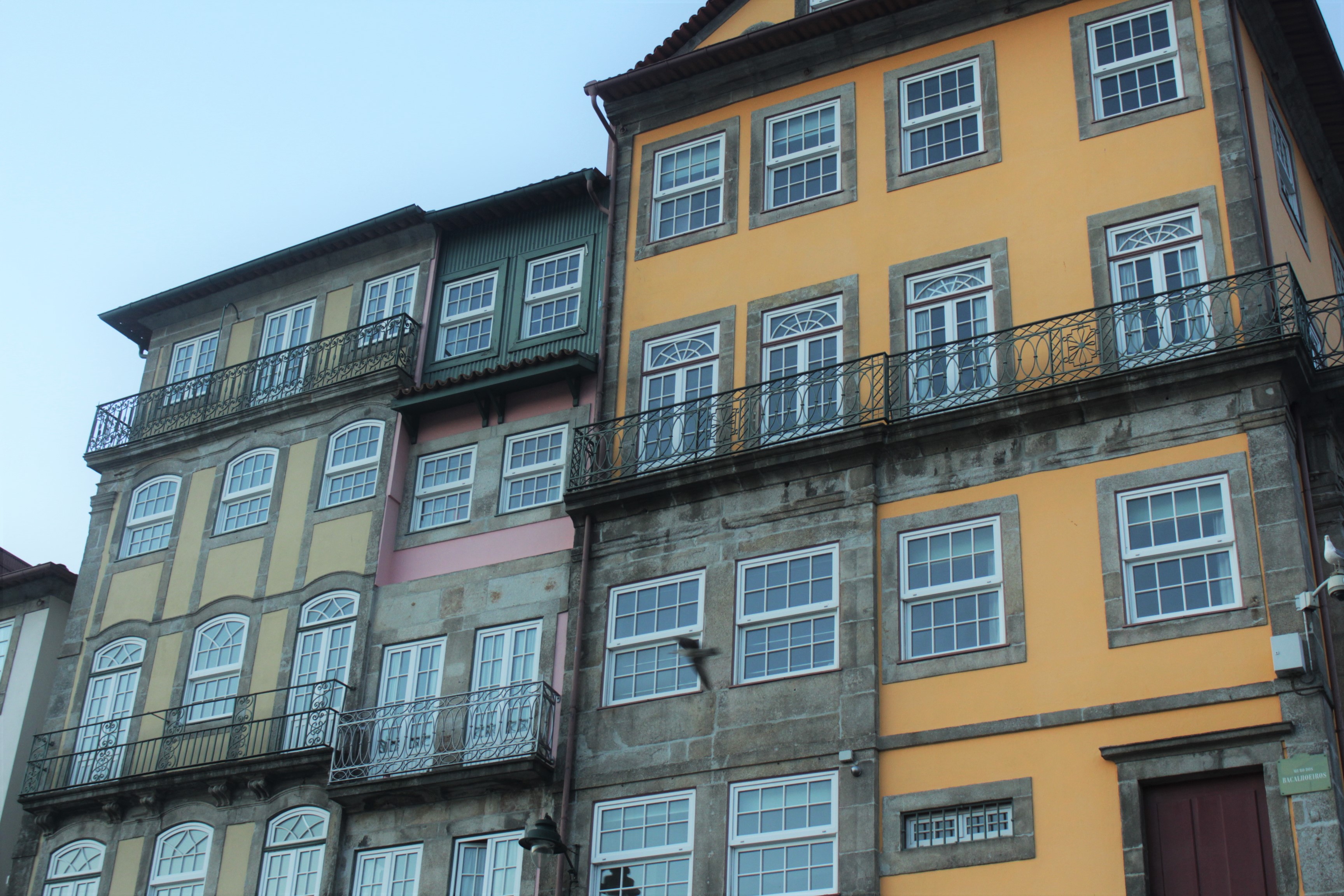 Oporto Fachada 03